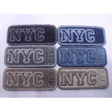 TOPPA PATCH RETTANGOLARE RICAMO SU TESSUTO "NYC" TERMO O CUCIRE 2,3X5,5 CM.